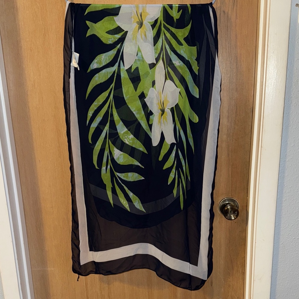 White Stag sheer tropical scarf/wrap
